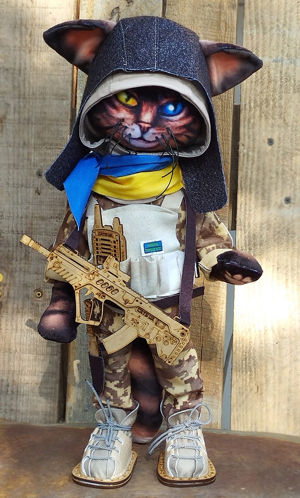 К1206 Cat Paratrooper